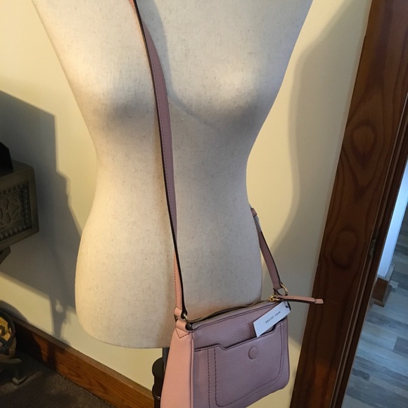 Marc Jacobs Pink Crossbody Bag with Minimalist Design - Picture 3 of 3